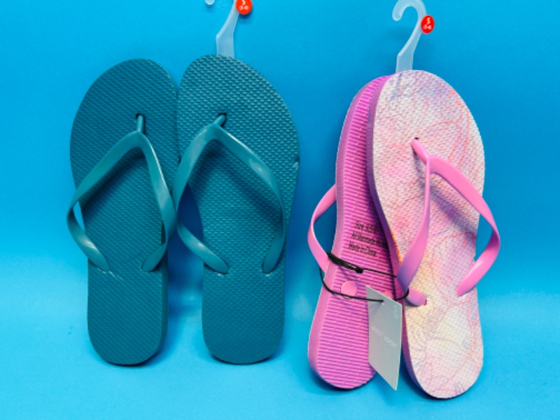 Photo 1 of 150953… 2 pairs of ladies size S 5-6 flip flops 