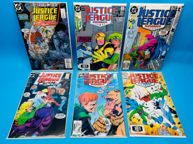 Photo 1 of 150995…6 justice league  comics in plastic sleeves 