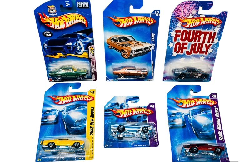 Photo 1 of 151068…  6 hot wheels die cast muscle cars