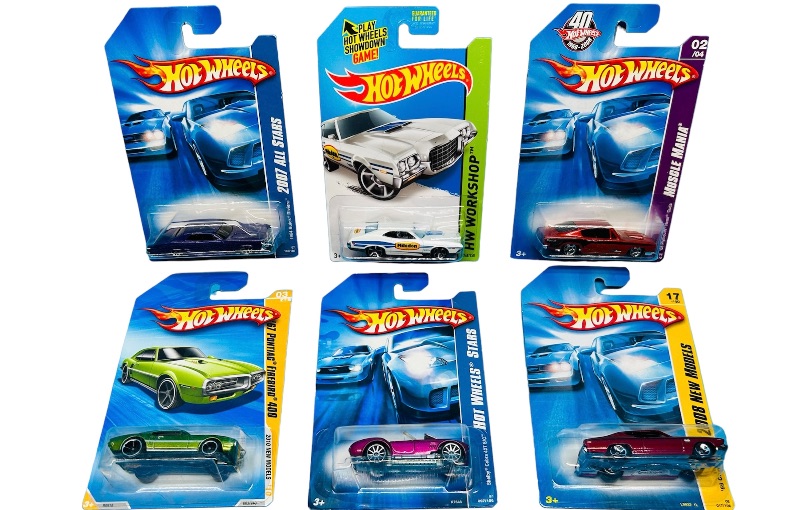 Photo 1 of 151077…6 hot wheels die cast cars