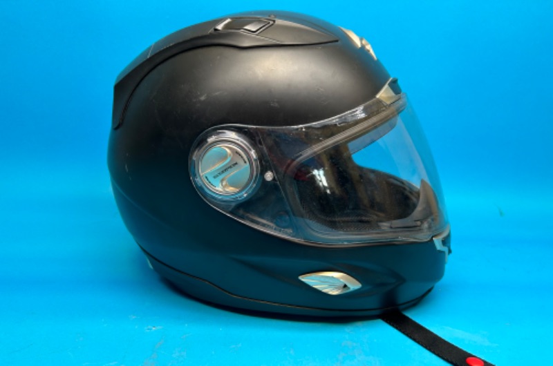 Photo 1 of 151172… size XL motorcycle helmet DOT -used condition -some scratches  on visor 