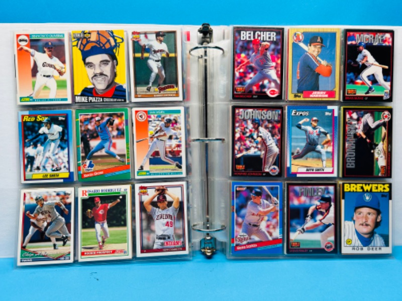 Photo 10 of 151272… 324 mixed baseball cards in binder 