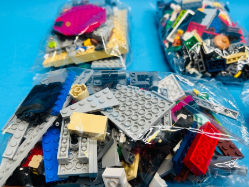 Photo 2 of 151301…5 bags of mixed LEGO pieces 