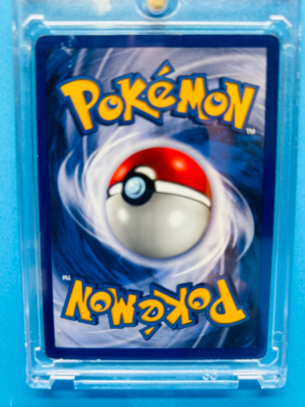 Photo 2 of 151304…Pokémon Machop card 52/102 in hard plastic case 