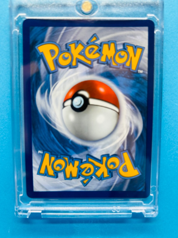 Photo 2 of 151309…Pokémon Morpeko Vmax holo chrome card 038/072 in hard plastic case 