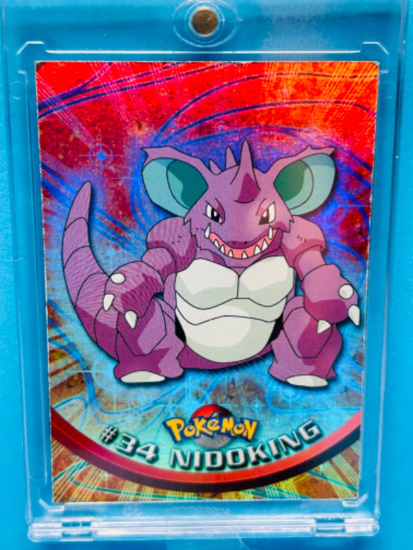 Photo 3 of 151314…Topps Pokémon #34 Nidoking holo card in hard plastic case 