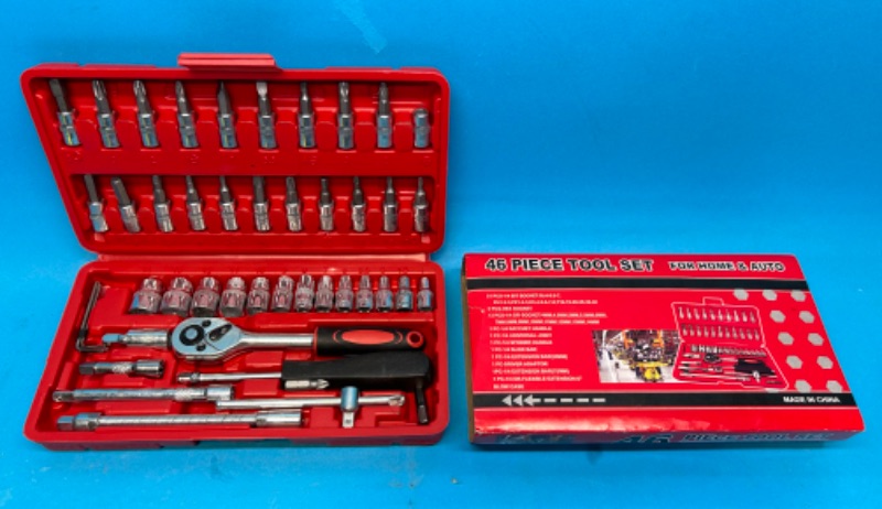 Photo 1 of 151329…46 piece tool set in case