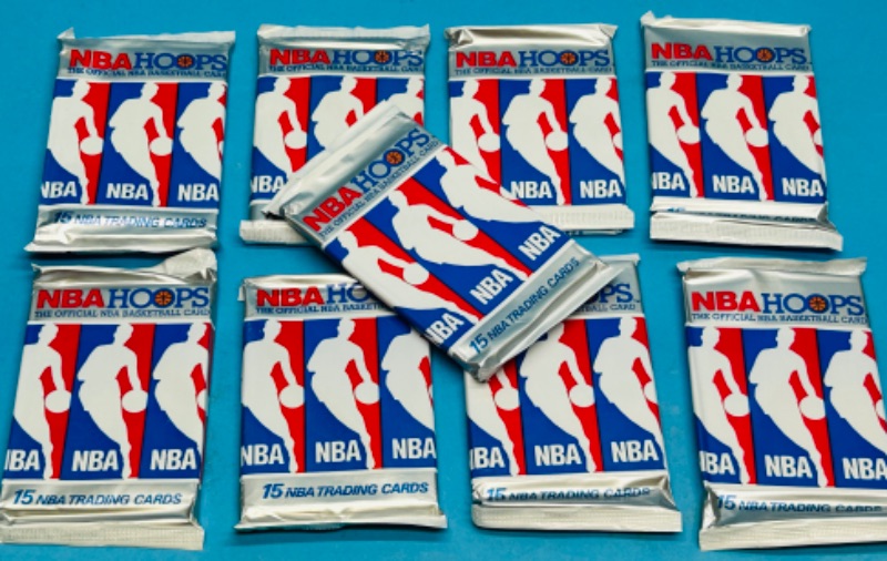 Photo 3 of 151333…9 sealed NBA Hoops trading card packs 