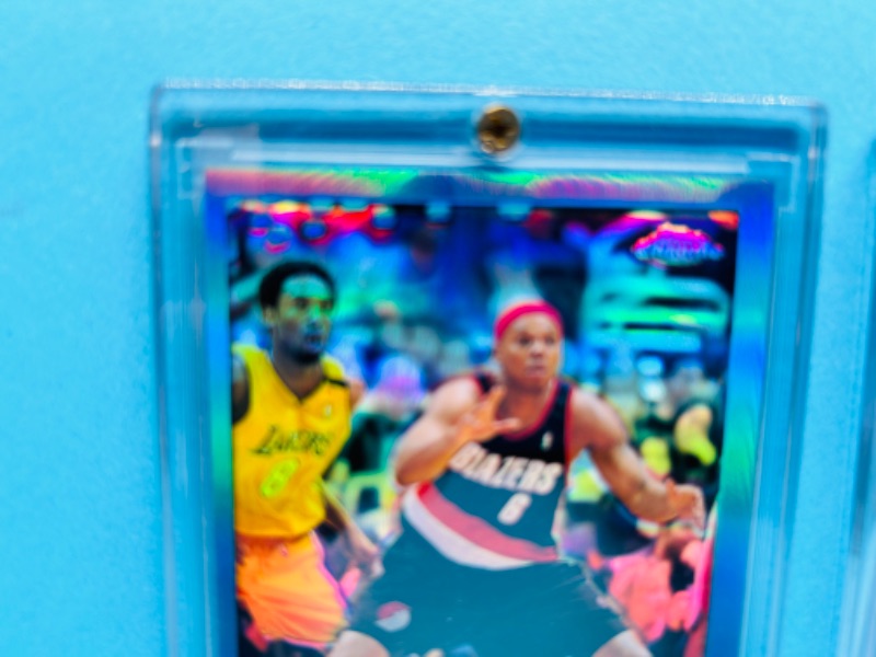 Photo 2 of 151340…2 basketball cards with Kobe Bryant in them