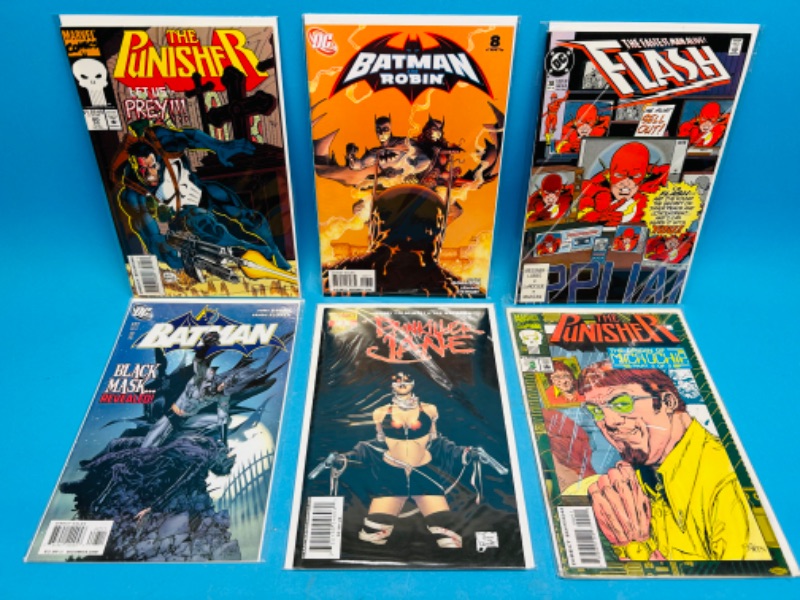 Photo 1 of 151380…  6 comics in plastic sleeves 