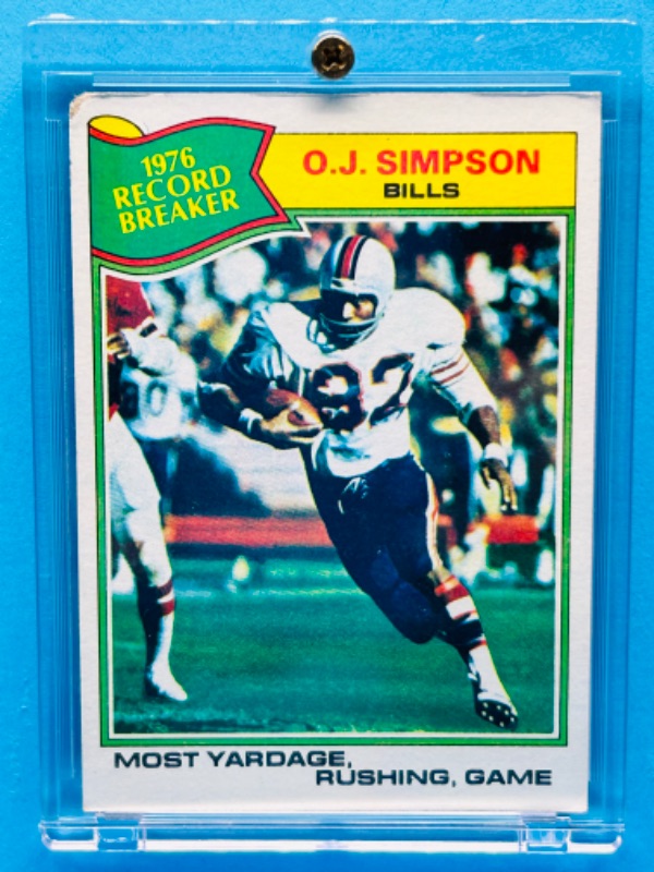 Photo 1 of 151416…topps 1977 O.J. Simpson record breaker card 453 in hard plastic case - corners are bent