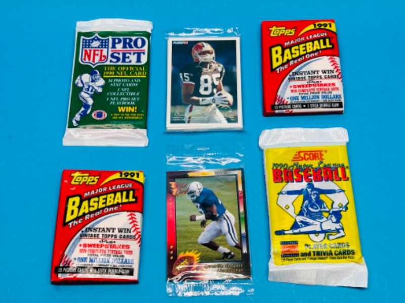 Photo 1 of 151440…6 sealed sports card packs