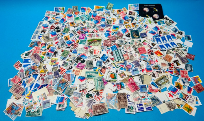 Photo 1 of 151446…hundreds of used vintage stamps 