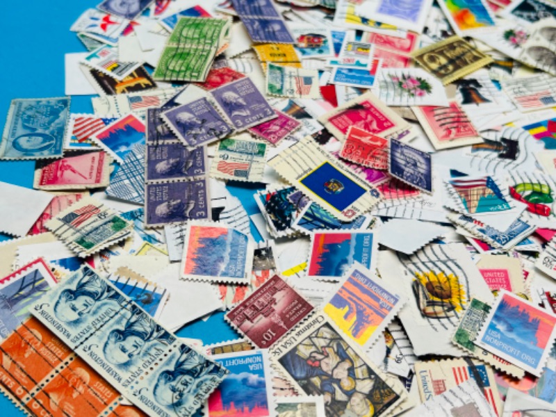 Photo 2 of 151447… hundreds of used vintage stamps 