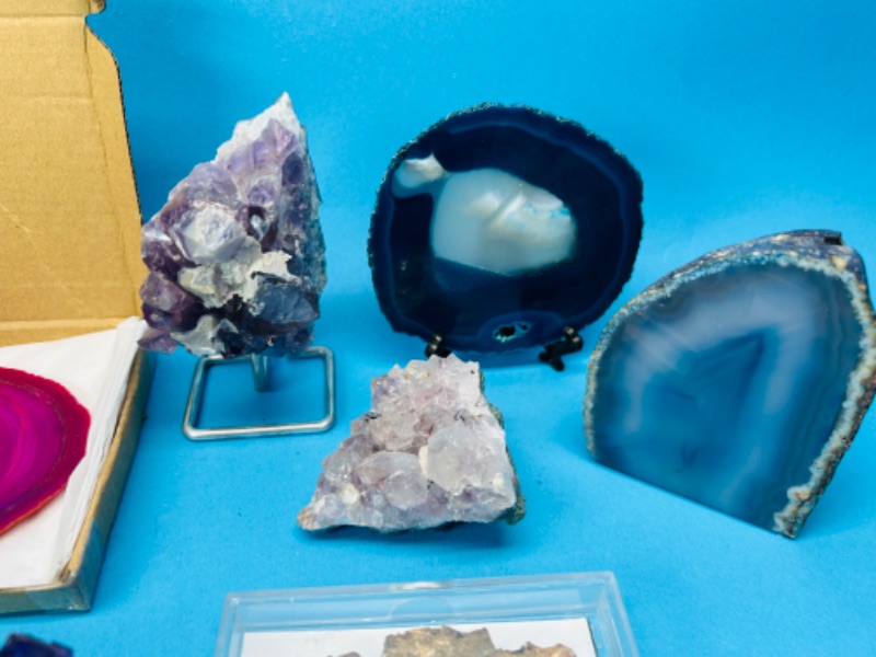 Photo 4 of 151496…rock collection- agates, amethyst, crystals, petrified wood, pyrite-fools gold, polished rocks, 