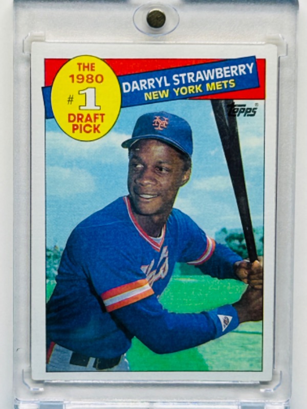 Photo 1 of 151535…topps 1985 Darryl Strawberry Rookie card 278 in hard plastic case