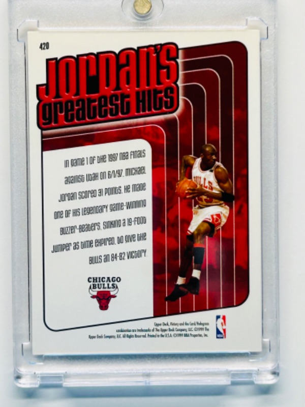 Photo 2 of 151546…Victory Michael Jordan card 420  in hard plastic case