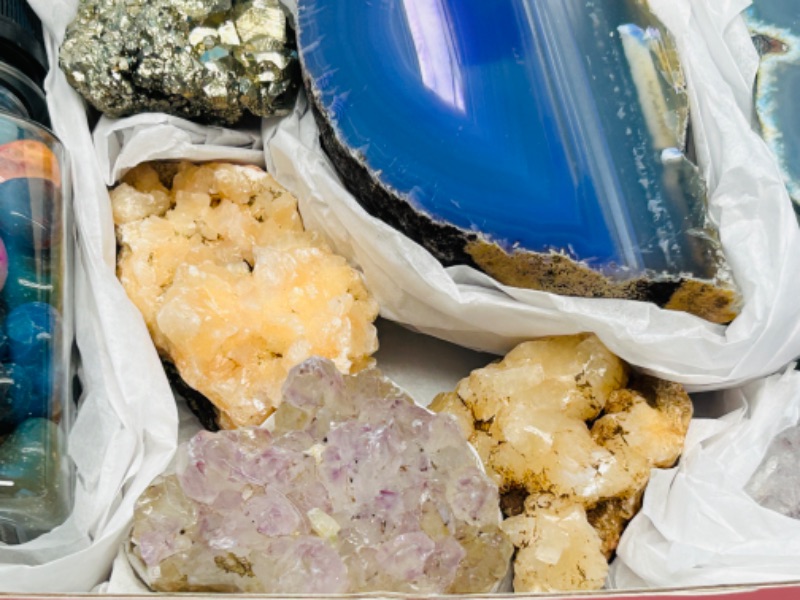 Photo 6 of 151583…rock collection- agates, pyrite, amethyst, crystals, polished, stilbite, fools gold