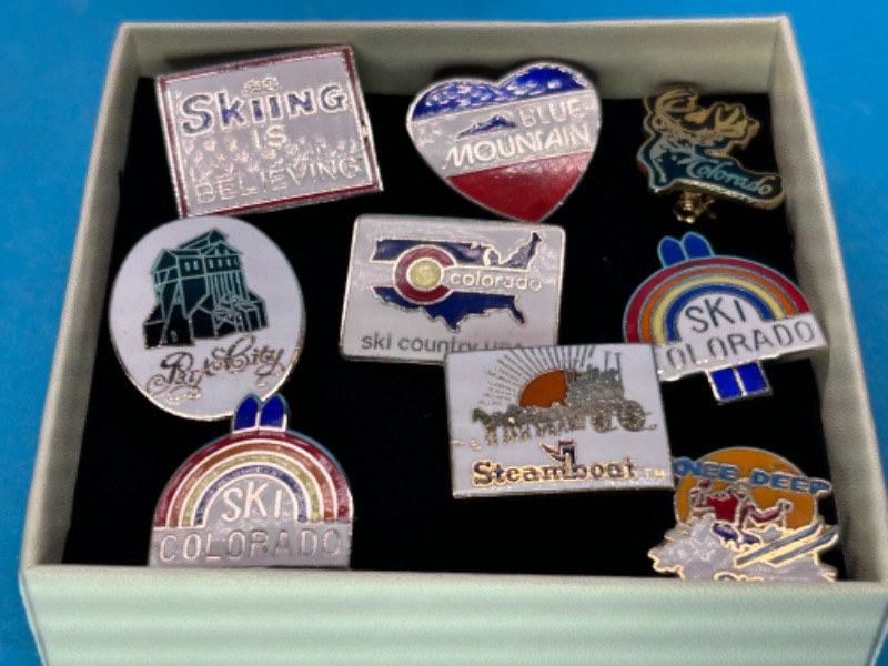 Photo 1 of 151624… vintage ski pins in gift box 