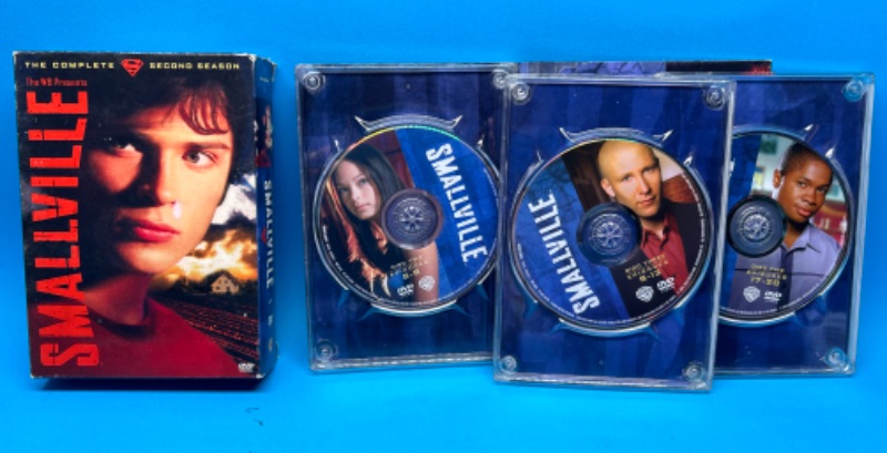 Photo 1 of 151649… Smallville complete DVD season 2