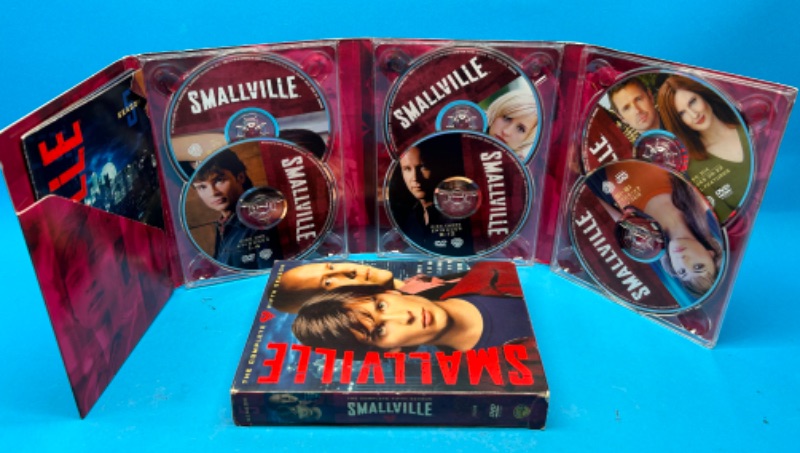 Photo 1 of 151650… Smallville complete DVD season 5