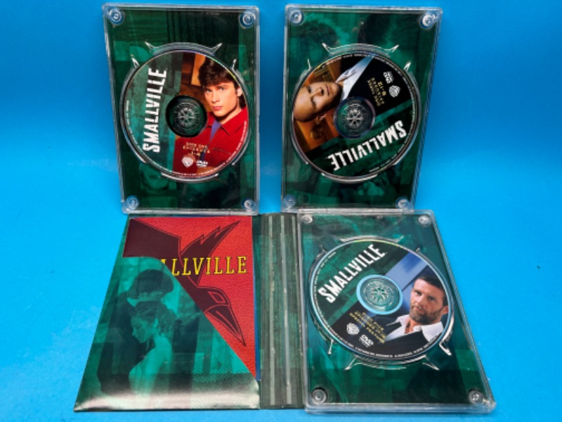 Photo 2 of 151652… Smallville complete DVD season 4