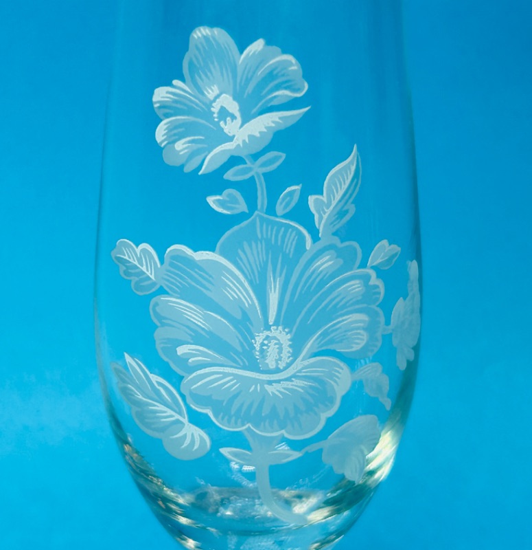 Photo 1 of 151681…7” Silver City etched rose vase