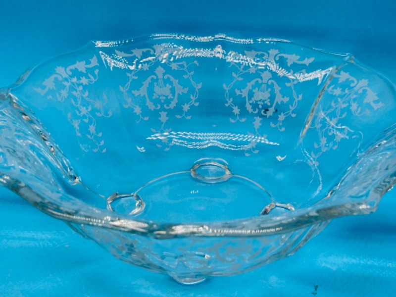 Photo 4 of 151685…12” vintage etched crystal bowl