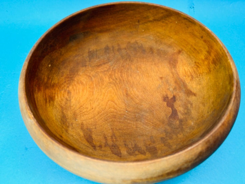 Photo 3 of 151695…10” wood carved bowl 