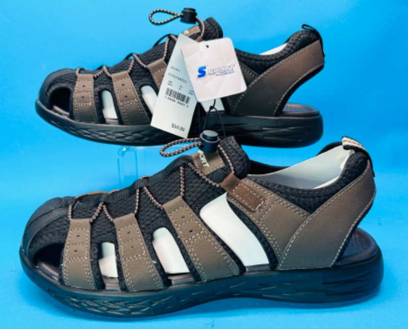 Photo 1 of 151702…mens size 11 Skechers hiking sandals 