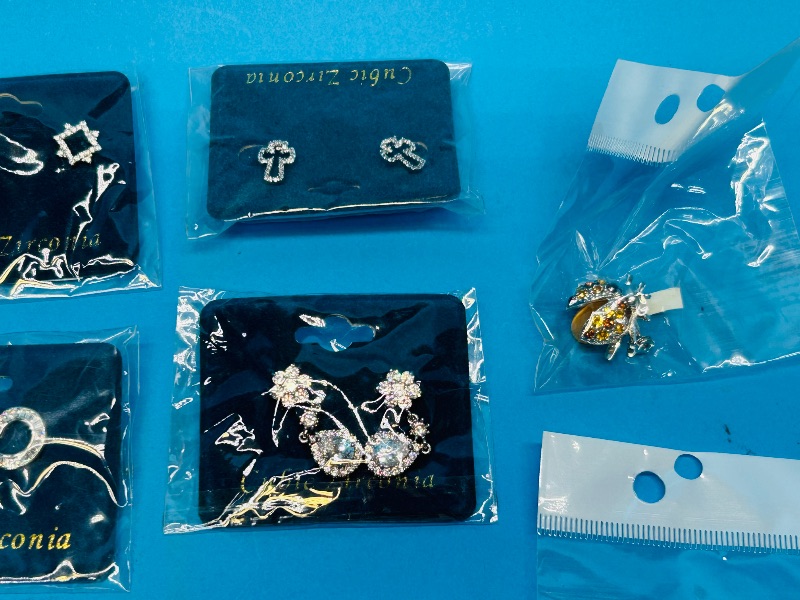 Photo 3 of 151753…cubic zirconia pieced  earrings and pin jewelry 