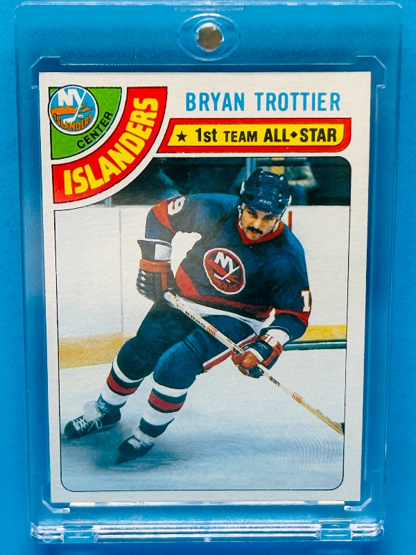 Photo 1 of 151759…HOF Bryan Trottier card 10 in hard plastic case 