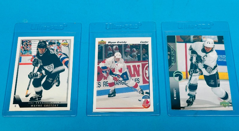 Photo 1 of 151828… 3 Wayne Gretzky cards in hard plastic sleeves 