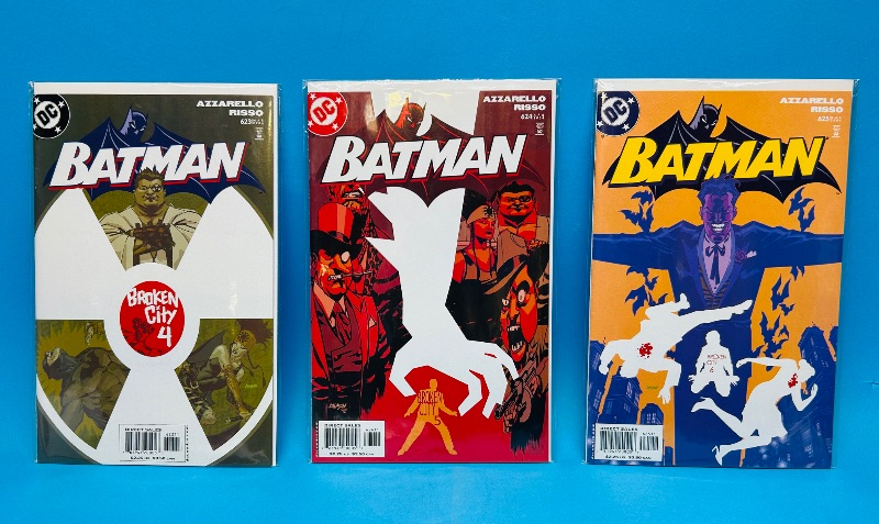 Photo 1 of 151832…3 Batman  comics in plastic sleeves 