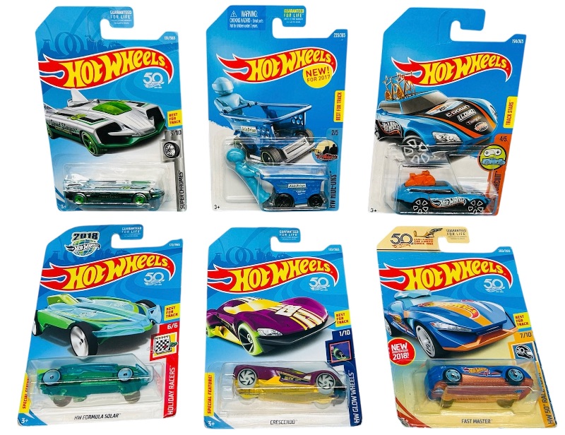 Photo 1 of 151852… 6 hot wheels die cast cars 