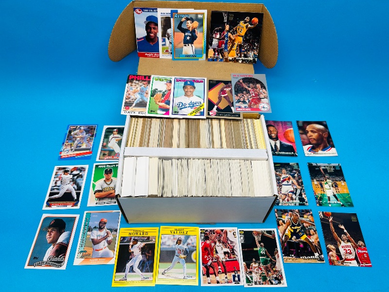 Photo 1 of 151865…final sale no returns/refunds-1000+ mixed basketball and baseball cards in box