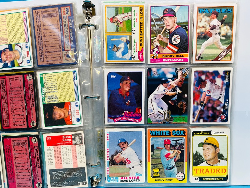 Photo 1 of 152133… final sale no returns/refunds-198 mixed baseball cards in binder 