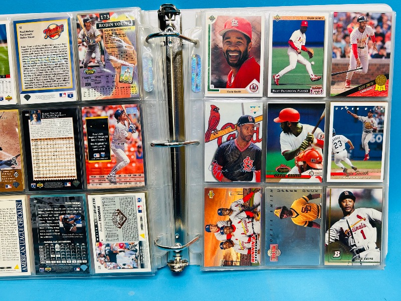 Photo 1 of 152134… final sale no returns/refunds-189 mixed baseball cards in binder 