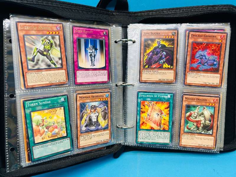 Photo 1 of 152136… final sale no returns/refunds-160 mix d Yu-Gi-Oh! Cards in binder