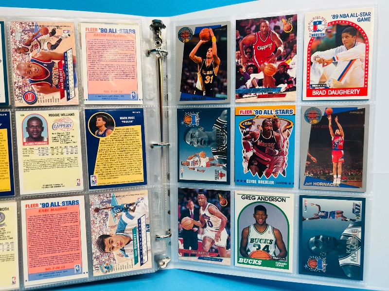 Photo 1 of 152246… final sale no returns/refunds-189 mixed basketball cards in binder