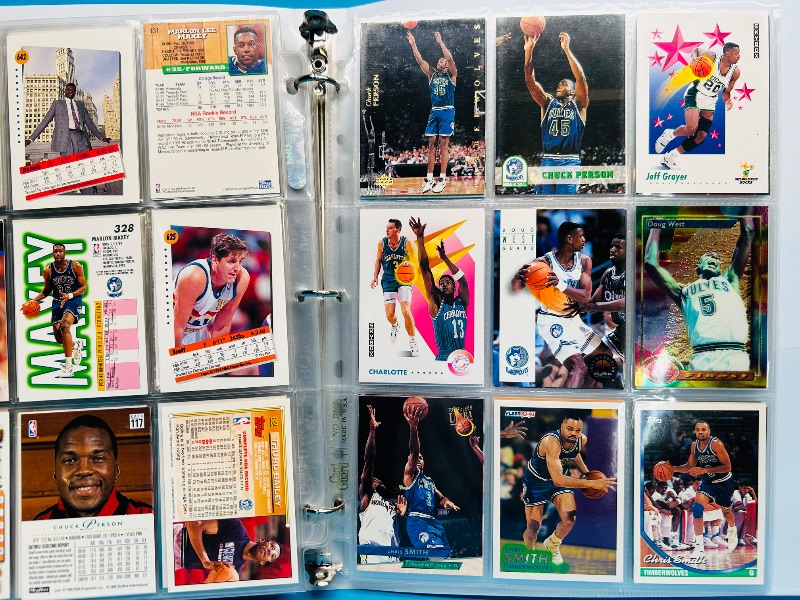 Photo 1 of 152246… final sale no returns/refunds-189 mixed basketball cards in binder