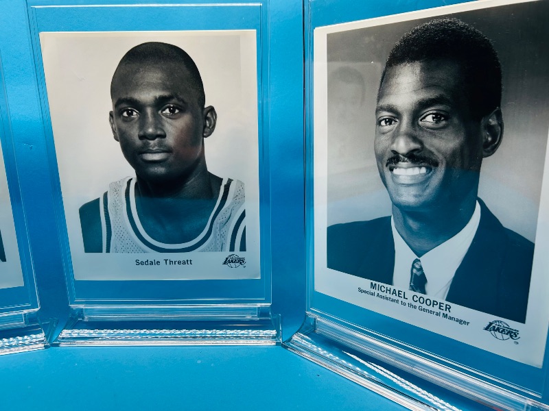 Photo 1 of 152280…8 photos (2 sided) of  Lakers and Bull players and coaches in acrylic frames -see photos 