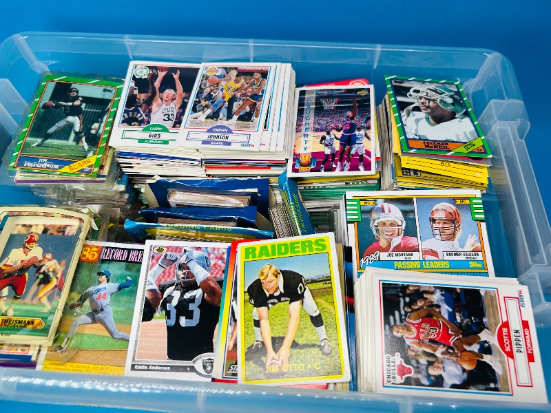 Photo 1 of 152287…final sale no returns/refunds- thousands of mixed sports cards in small 15 qt. tote