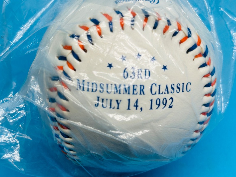 Photo 1 of 152296…sealed all-star baseball 1992 San Diego Padres