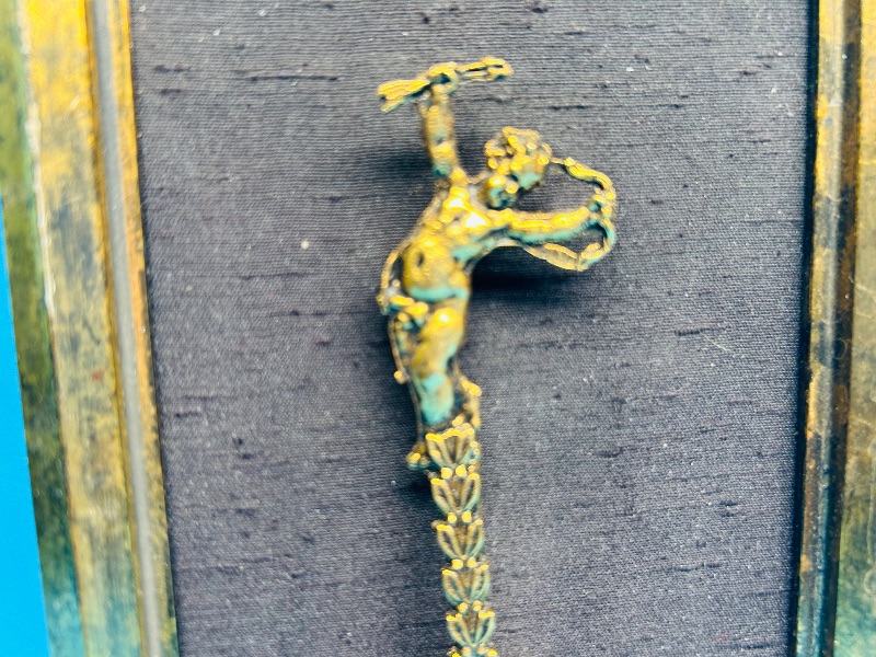 Photo 1 of 152297…vintage Clifford studios replica of gold masterpiece individually sculptured plated metal spoon on frame  -damaged frame 