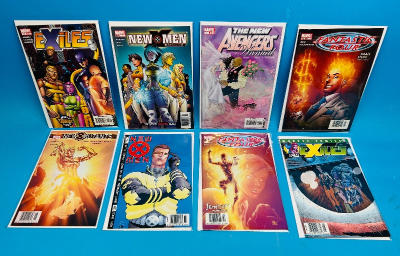 Photo 1 of 152342…8 comics in plastic sleeves 