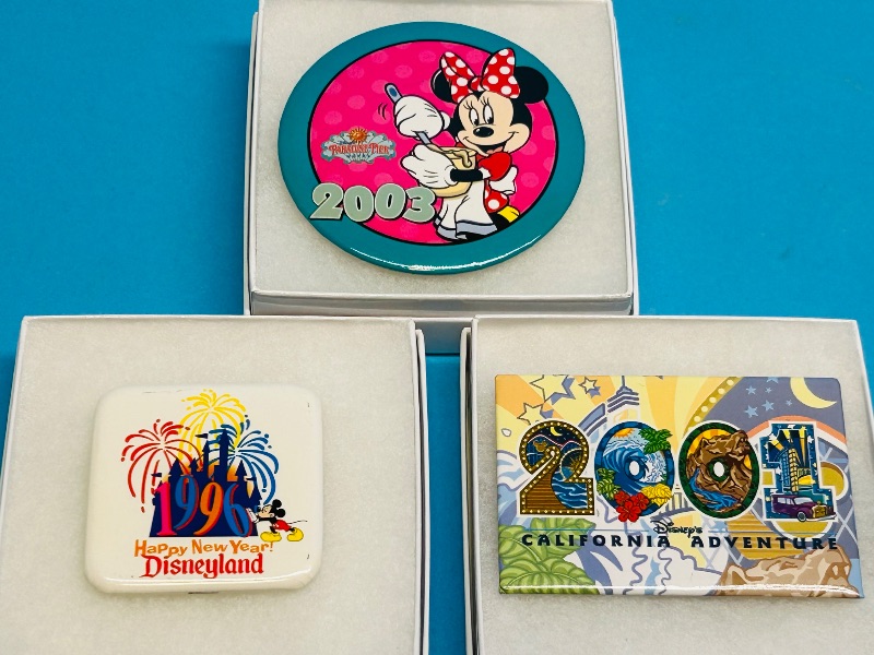 Photo 1 of 152347… 3 Disney button pins in gift boxes 