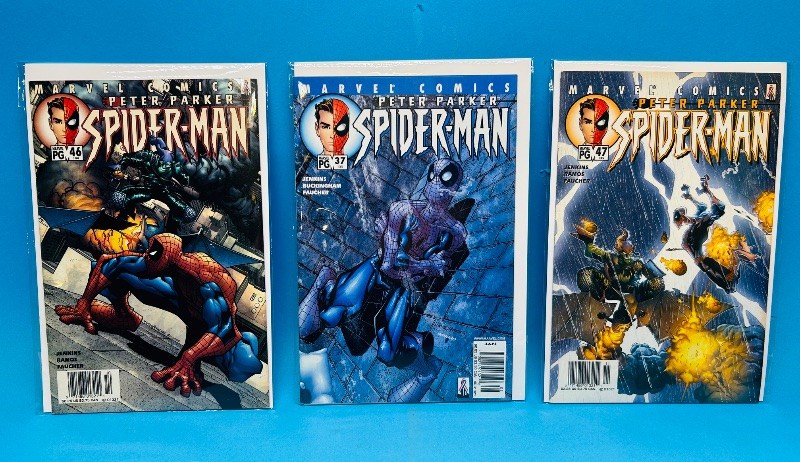 Photo 1 of 152378…3 Spider-Man comics 9-11 commemorative covers in plastic sleeves 