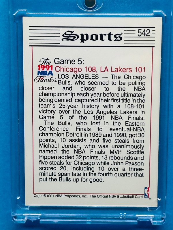 Photo 1 of 152427…NBA Hoops tribune Jordan card 542 in hard plastic case