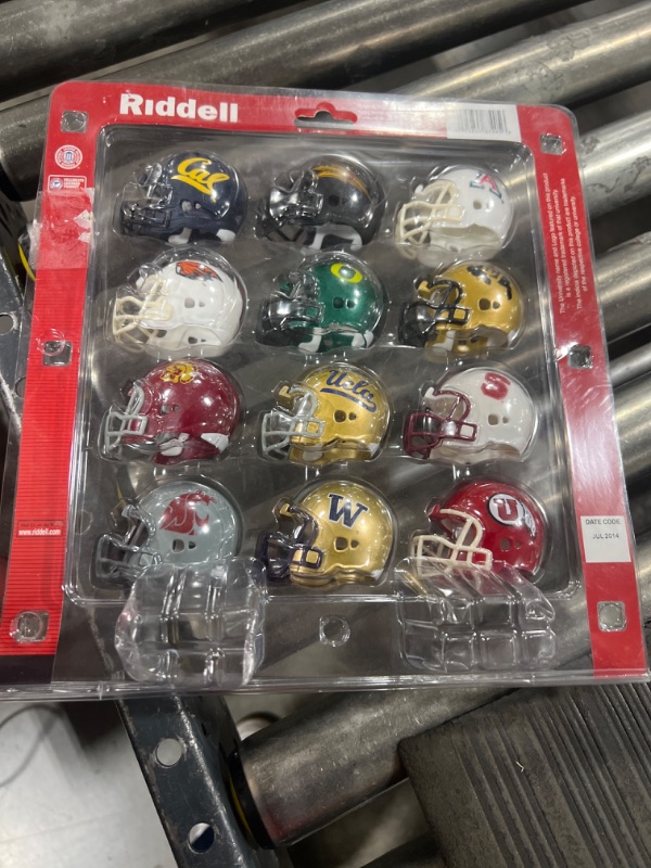 Photo 2 of 2018 PAC 12 Riddell Pocket Pro Size Helmet Conference Set 13868
